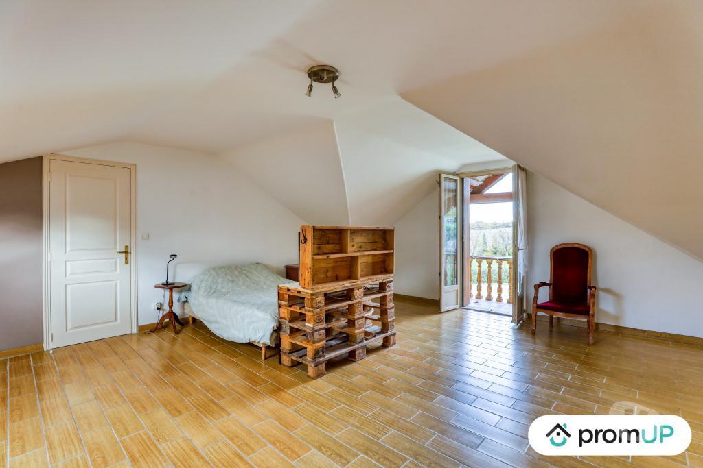 Vente Maison Allier Brugheas - 03700 - Photos Vivastreet (V6401) maison ancienne de 155 m2 à BRUGHEAS