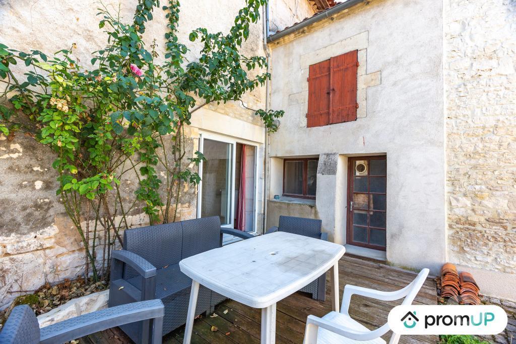 Vente Maison Charente Jarnac - 16200 - Photos Vivastreet (VM2452) Maison de 130 m2 à Jarnac