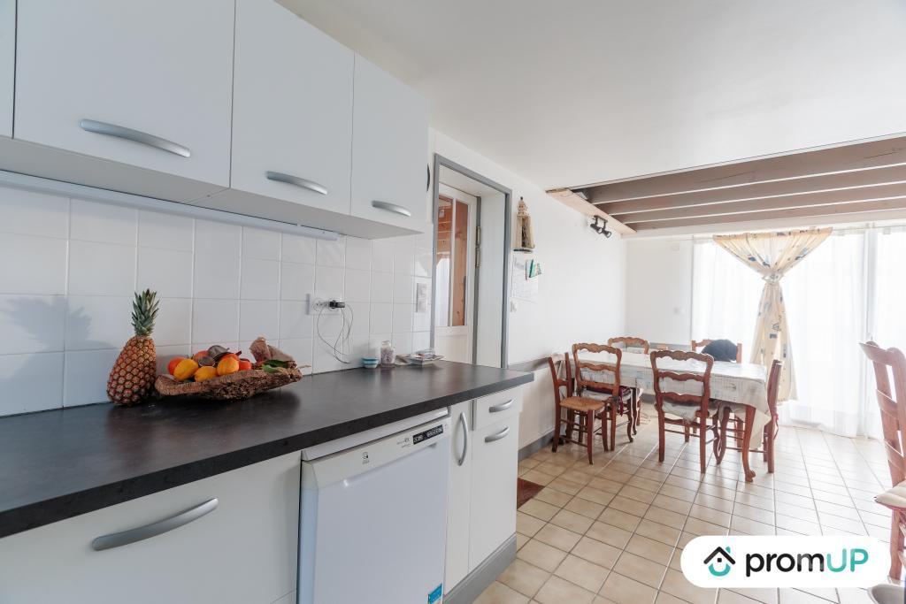 Vente Maison Charente-Maritime Rivedoux Plage - 17940 - Photos Vivastreet (VM4099) Maison de 91m² située à Rivedoux-plage