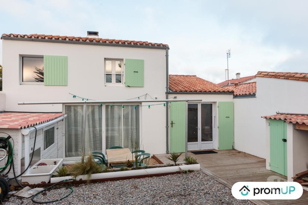 Vente Maison Charente-Maritime Rivedoux Plage - 17940 - Photos Vivastreet (VM4099) Maison de 91m² située à Rivedoux-plage