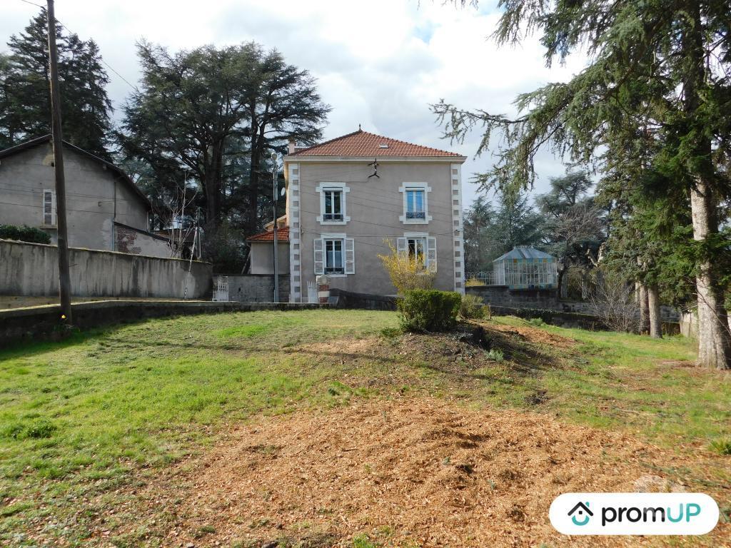 Terrain à vendre Loire Rive de Gier - 42800 - Photos Vivastreet (V6304) Terrain constructible de 560 m2 à RIVE-DE-GIER