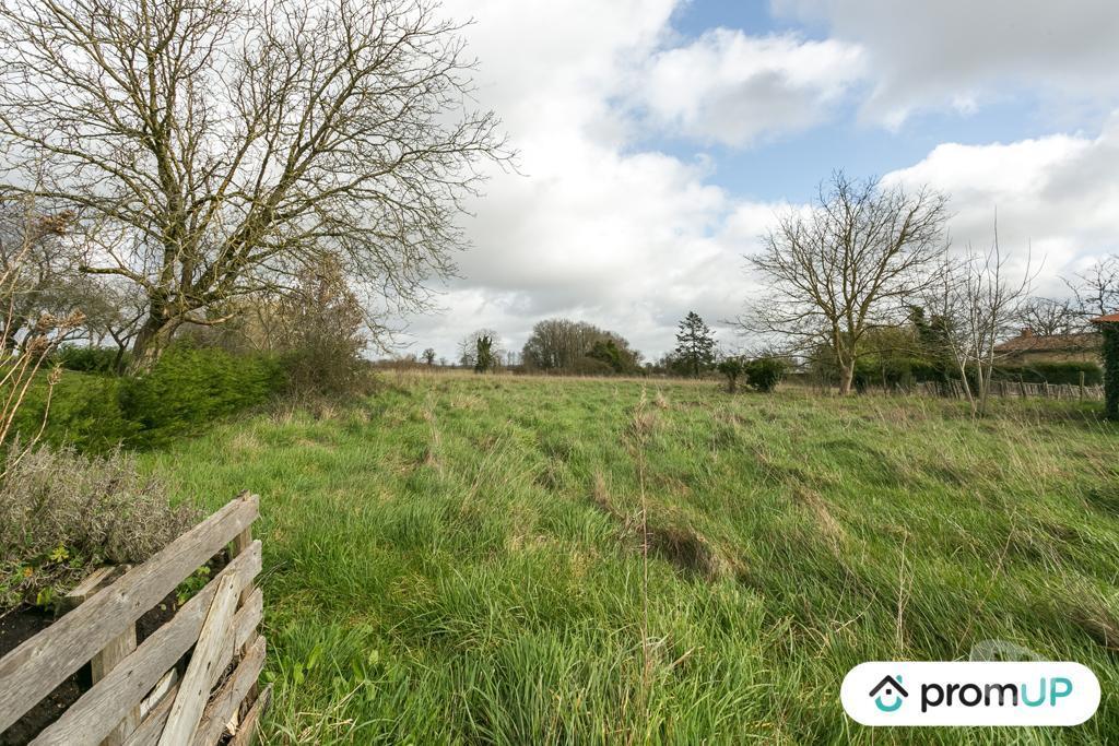 Terrain à vendre Charente Vieux Ruffec - 16350 - Photos Vivastreet (VT346) Terrains non constructibles de 7200 m²