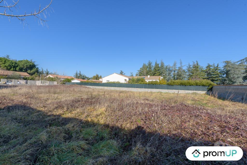 Terrain à vendre Aude Lauraguel - 11300 - Photos Vivastreet (VT1171) Beau terrain plat à Lauraguel