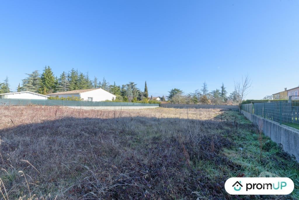Terrain à vendre Aude Lauraguel - 11300 - Photos Vivastreet (VT1171) Beau terrain plat à Lauraguel