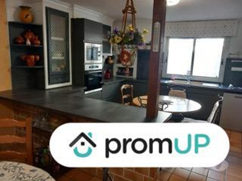 Vente Maison Gard Bellegarde - 30127 - Photos Vivastreet (V5152) Maison de bourg 125 m² 3 chambres