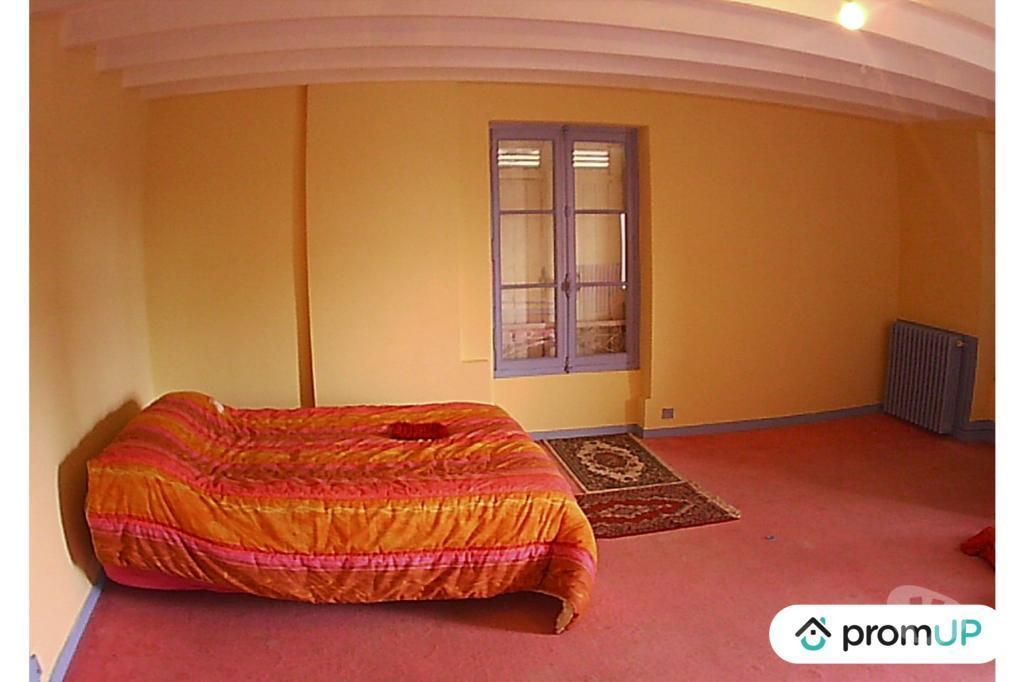 Vente Maison Gironde St Christoly de Blaye - 33920 - Photos Vivastreet (VM1424) Maison de 320m2 à Saint Christoly de Blaye