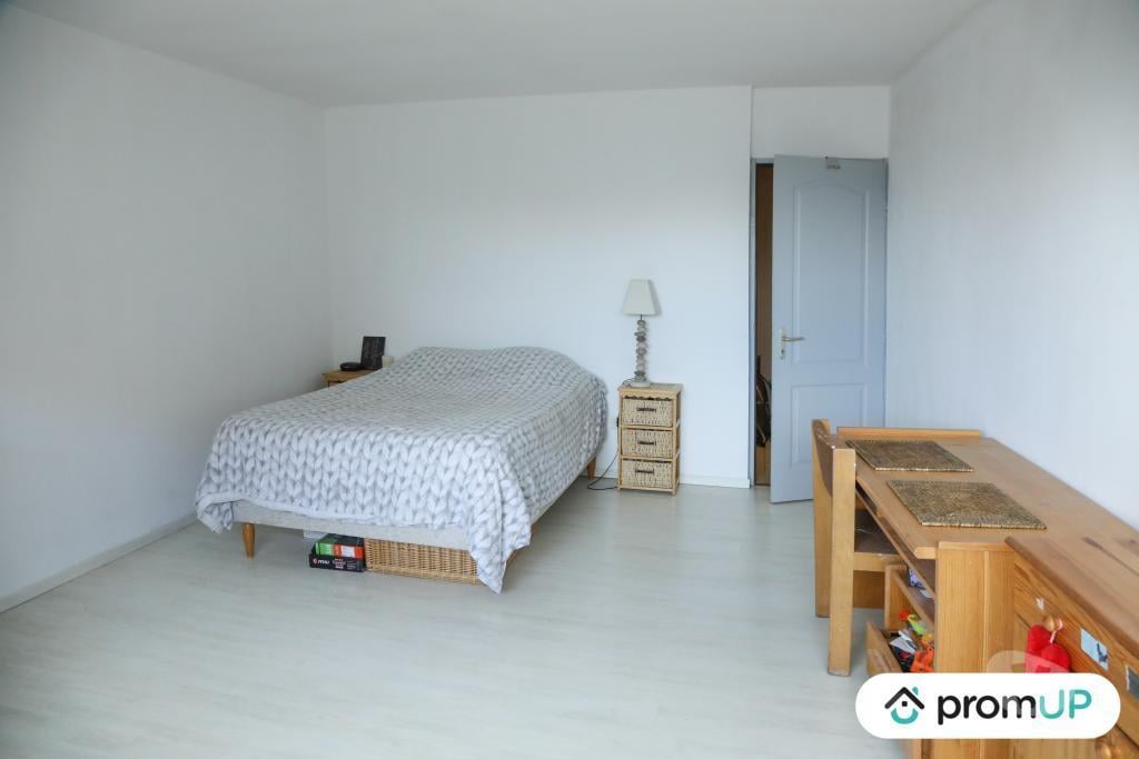Appartements à vendre Landes Mont de Marsan - 40000 - Photos Vivastreet (V6227) Appartement duplex de 250 m2 à MONT DE MARSAN