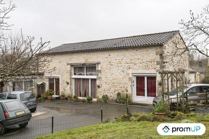 Vente Maison Castillon la Bataille Gironde - Photos Vivastreet (VM1696) Maison de 275m2