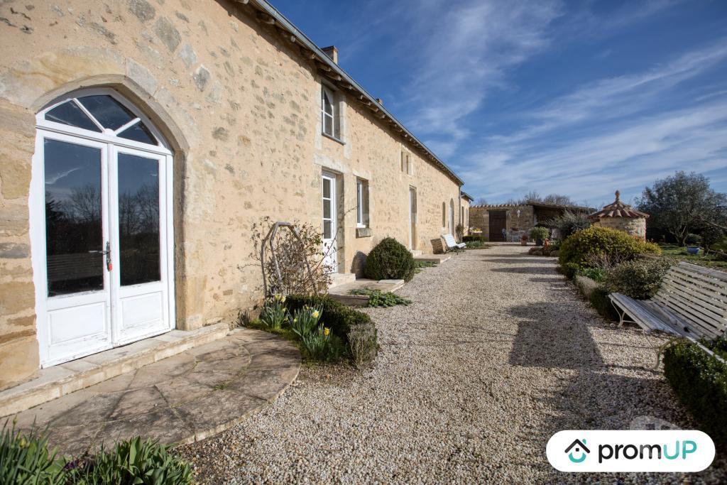 Vente Maison Maine-et-Loire Durtal - 49430 - Photos Vivastreet (VM1592) Maison 4 pièces de 138 m²