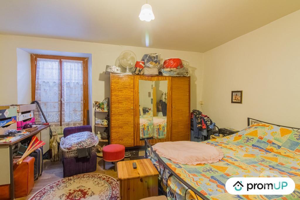 Vente Immeuble Dordogne Thiviers - 24800 - Photos Vivastreet (VI034) Immeuble à la vente