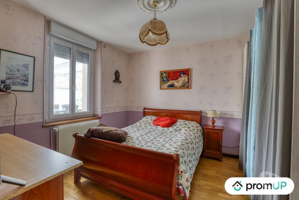 Vente Maison Cher Preuilly - 18120 - Photos Vivastreet (VM2720) Maison mitoyenne de 189m² située à Preuilly
