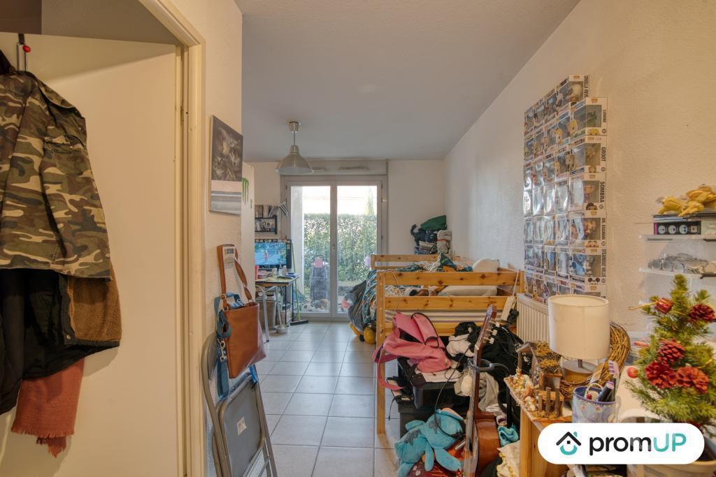 Appartements à vendre Haute-Garonne Pechbonnieu - 31140 - Photos Vivastreet (V5100) Joli studio 28 m² Terrasse et jardin