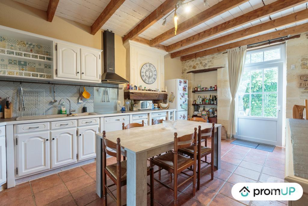 Vente Maison Gironde Anglade - 33390 - Photos Vivastreet (V4910) Grande maison bourgeoise avec terrain, piscine et...