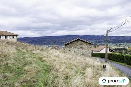 Terrain à vendre Ambert Puy-de-Dôme - Photos Vivastreet (V6371) Terrain constructible de 1563 m2 à Ambert