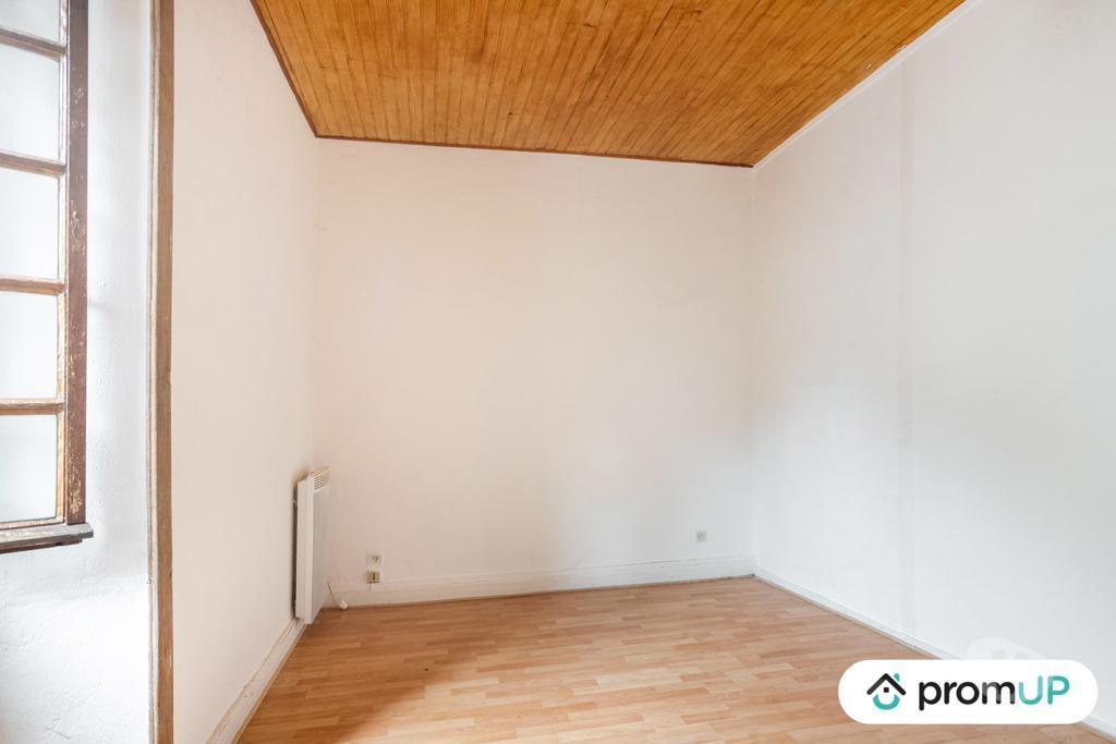Vente Maison Cantal Marcoles - 15220 - Photos Vivastreet (VM4117) Belle maison de campagne confortable dans le Cantal