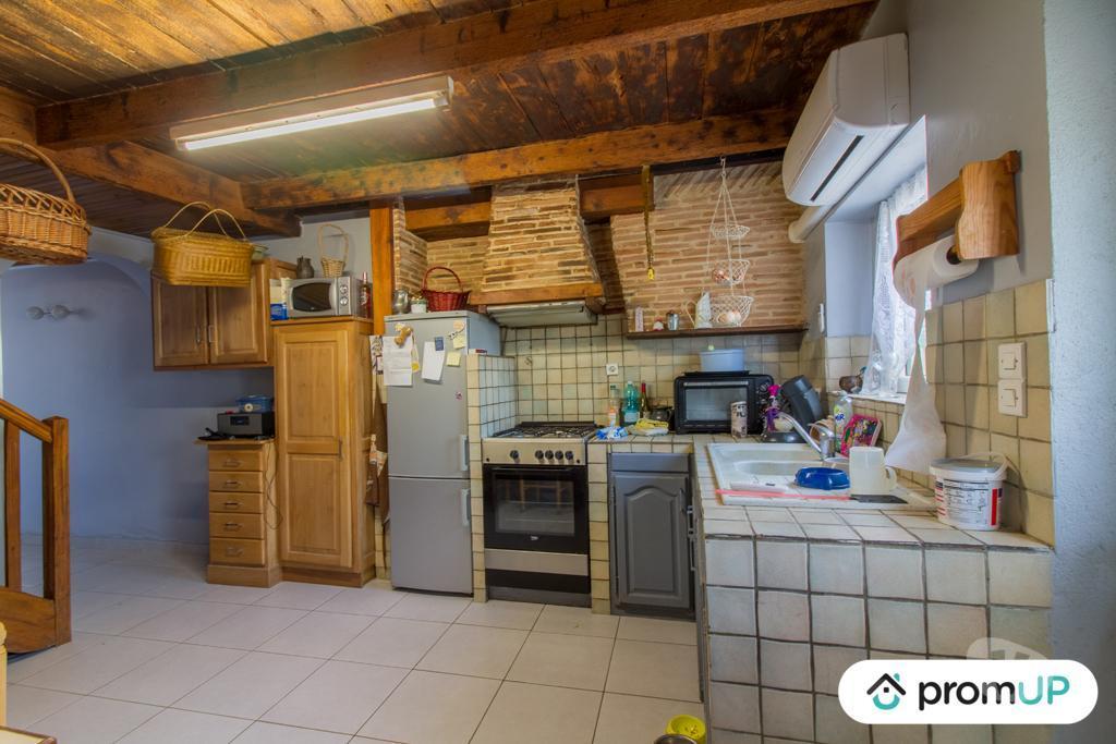 Vente Maison Dordogne St Georges de Montclard - 24140 - Photos Vivastreet (VM676) Maison de village T4 T5 de 135m2 avec jardin