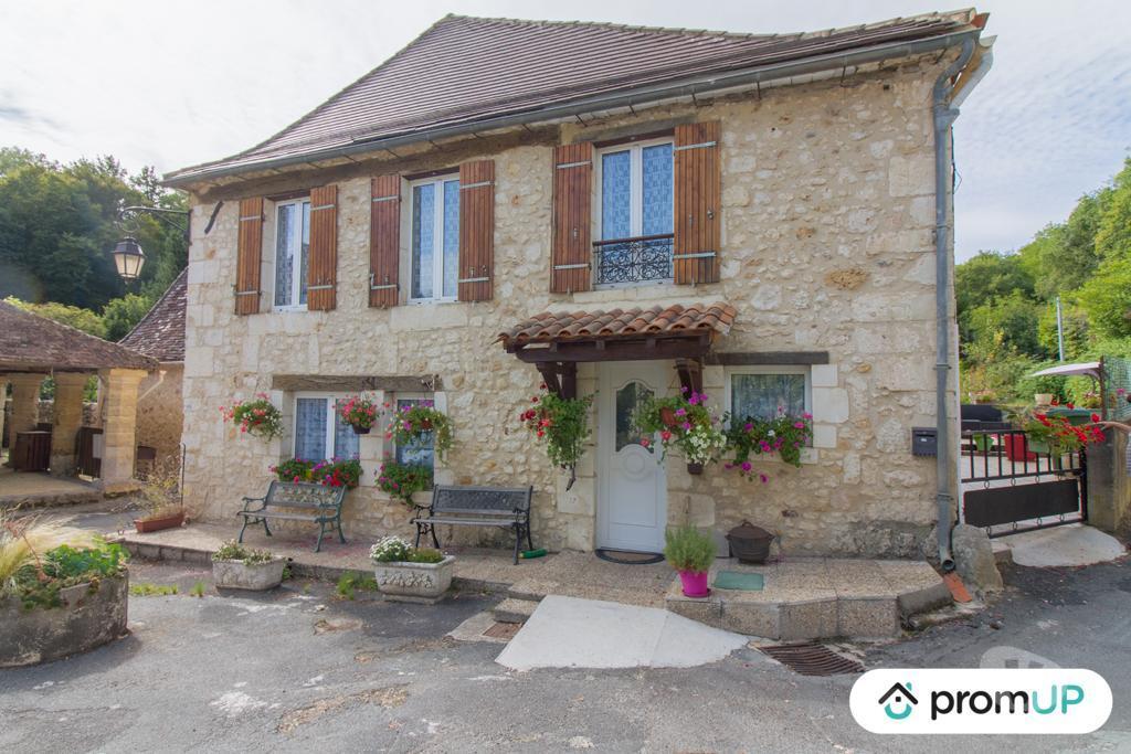 Vente Maison Dordogne St Georges de Montclard - 24140 - Photos Vivastreet (VM676) Maison de village T4 T5 de 135m2 avec jardin