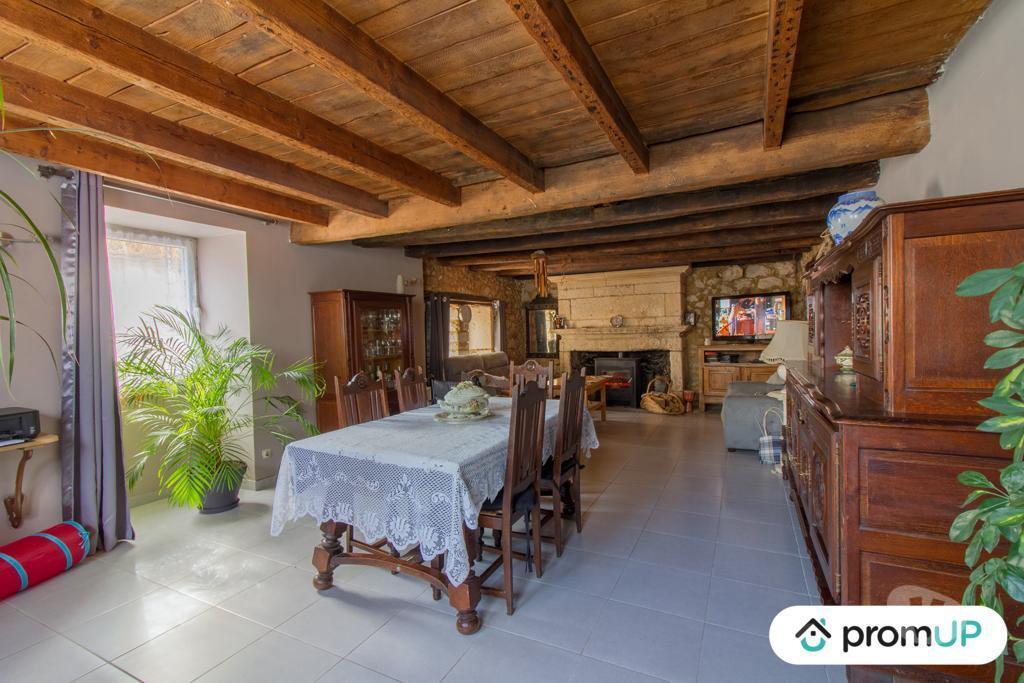 Vente Maison Dordogne St Georges de Montclard - 24140 - Photos Vivastreet (VM676) Maison de village T4 T5 de 135m2 avec jardin