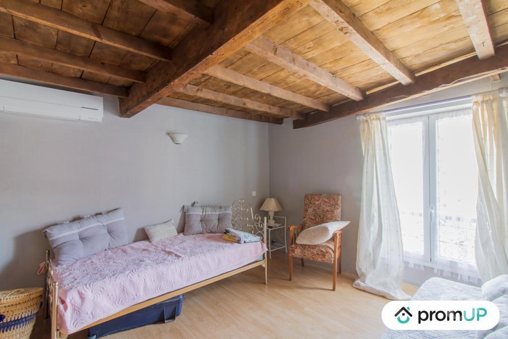 Vente Maison Dordogne St Georges de Montclard - 24140 - Photos Vivastreet (VM676) Maison de village T4 T5 de 135m2 avec jardin