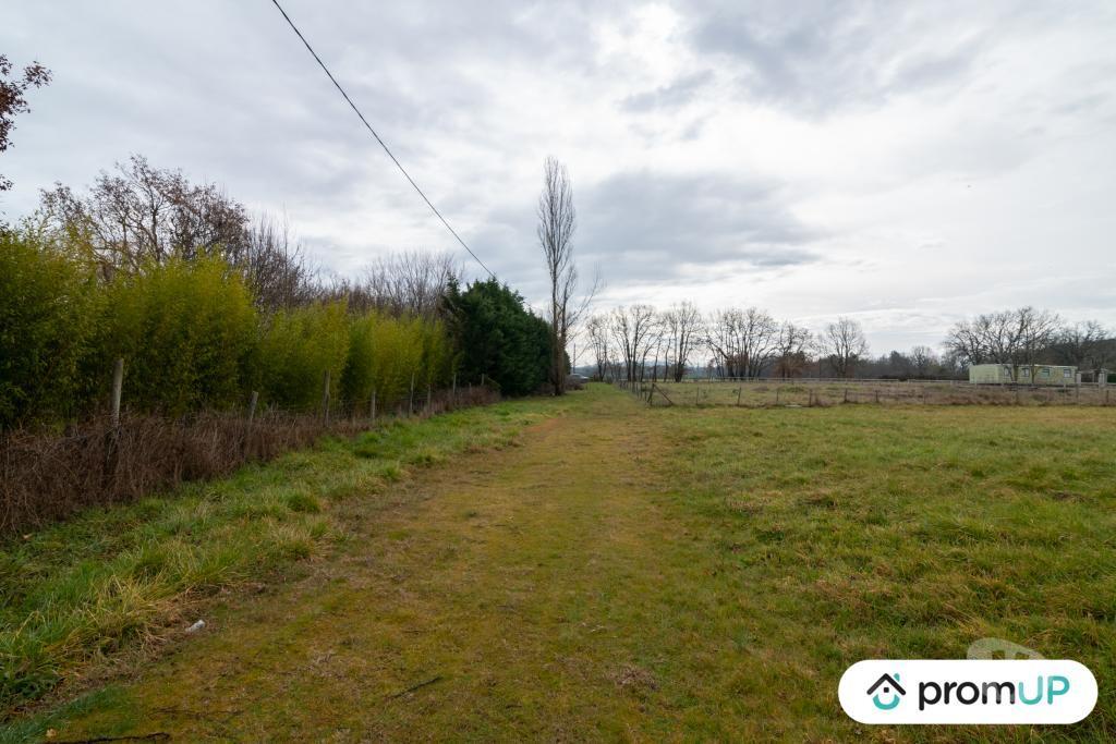 Terrain à vendre Haute-Garonne Vacquiers - 31340 - Photos Vivastreet (V5445) Terrain de loisir de 2 078 m2 à Vacquiers