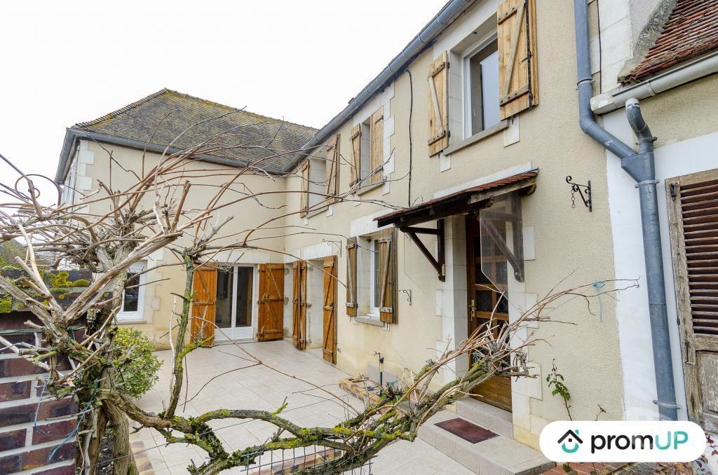 Vente Maison Yonne Escamps - 89240 - Photos Vivastreet (V5137) Lot de 443m2 composé d'une maison de 363m2 et un T4...