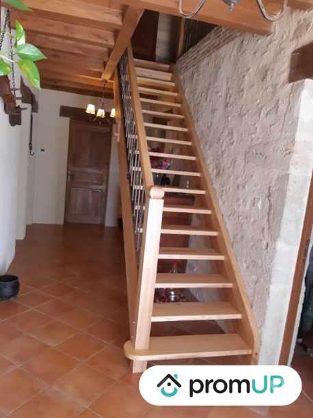 Vente Maison Gironde Monsegur - 33580 - Photos Vivastreet (VM176) Maison de charme 160 m² avec dépendances