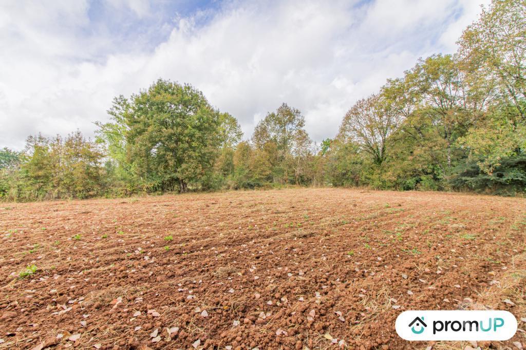 Terrain à vendre Dordogne Cherveix Cubas - 24390 - Photos Vivastreet (VT556) Terrain constructible de 5 070 m²