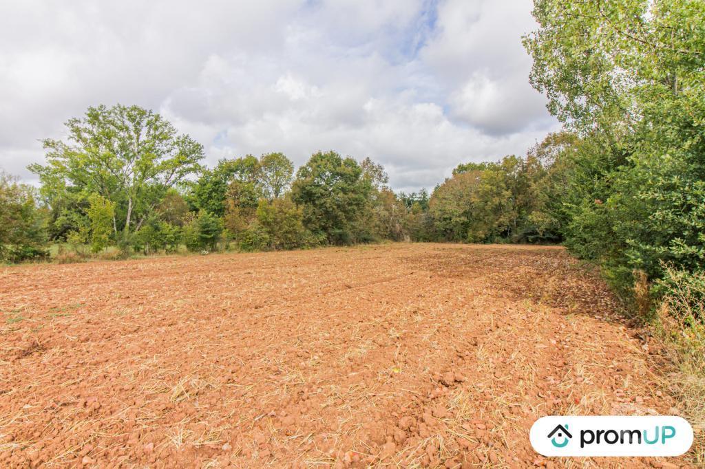 Terrain à vendre Dordogne Cherveix Cubas - 24390 - Photos Vivastreet (VT556) Terrain constructible de 5 070 m²