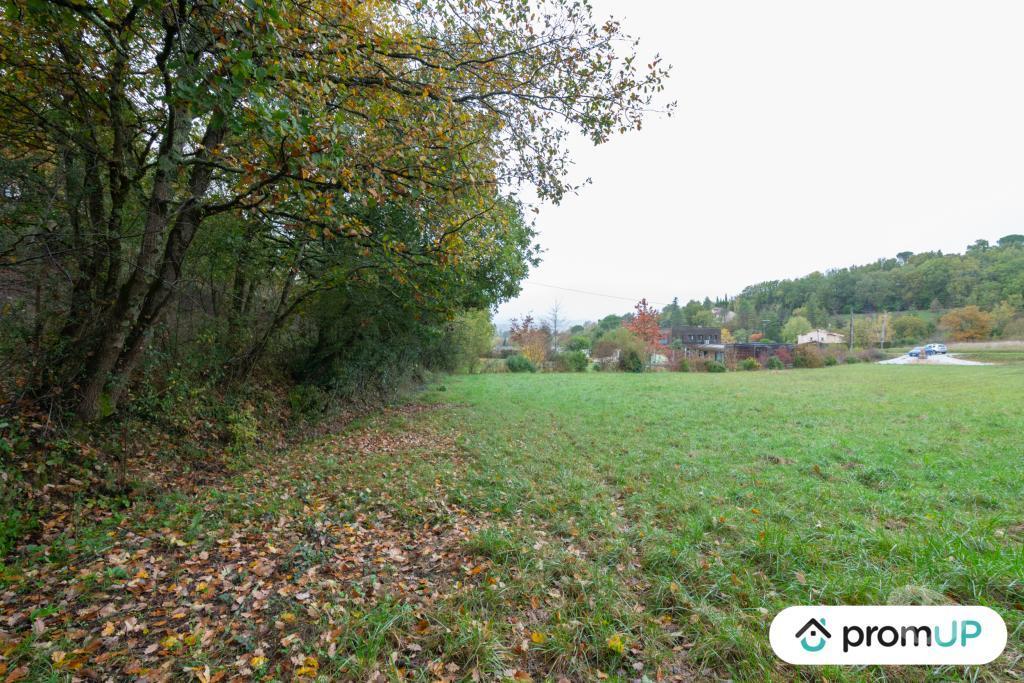 Terrain à vendre Tarn Castres - 81100 - Photos Vivastreet (V6403) Terrain constructible plat de 1711 m2 à Castres