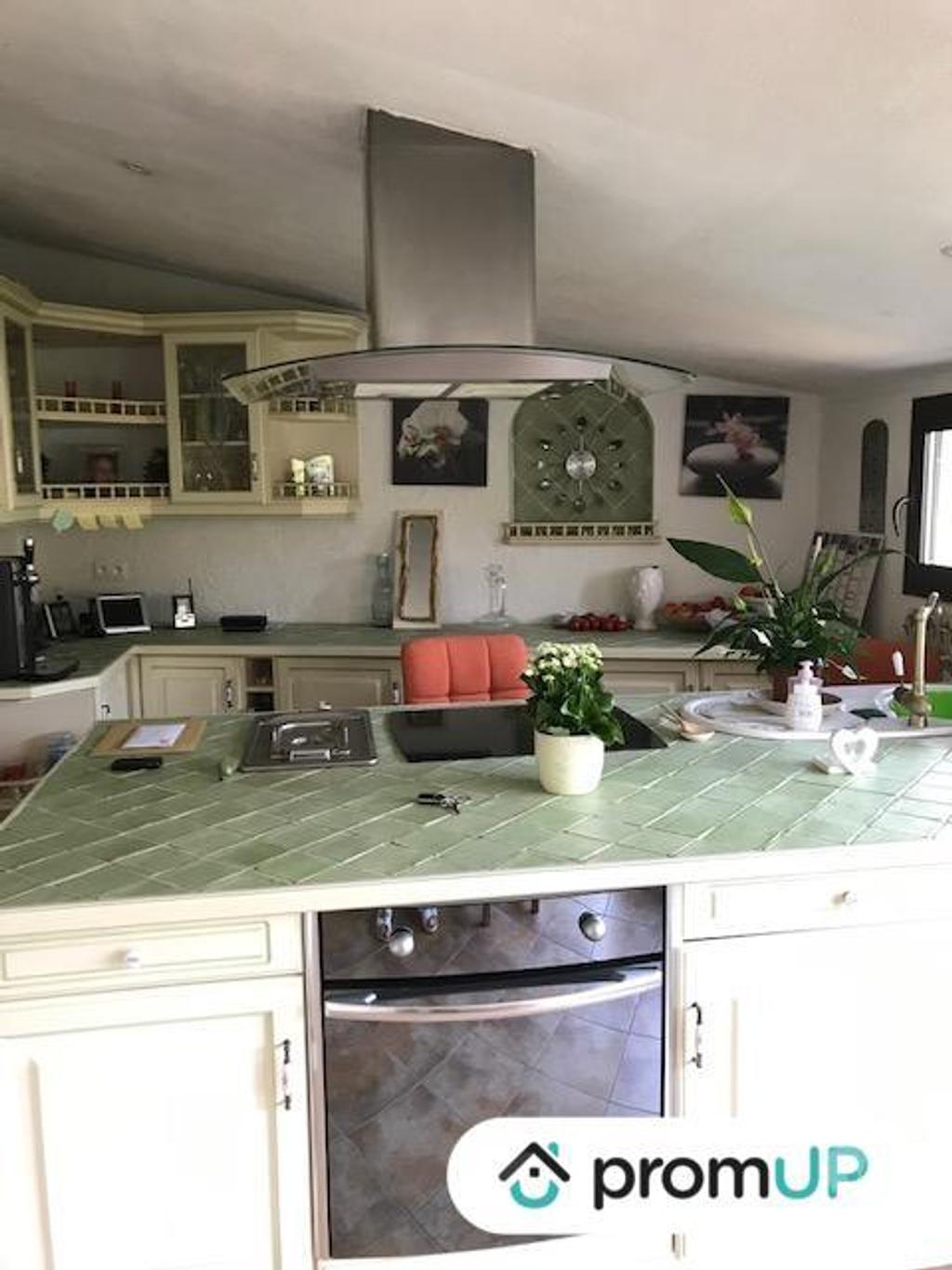 Vente Maison Charente-Maritime Belluire - 17800 - Photos Vivastreet (VM834) Maison charentaise de 218 m² mitoyenne d’un côté