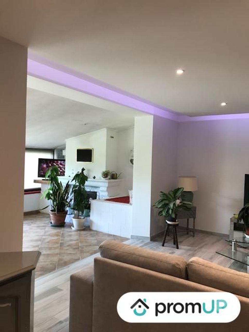 Vente Maison Charente-Maritime Belluire - 17800 - Photos Vivastreet (VM834) Maison charentaise de 218 m² mitoyenne d’un côté
