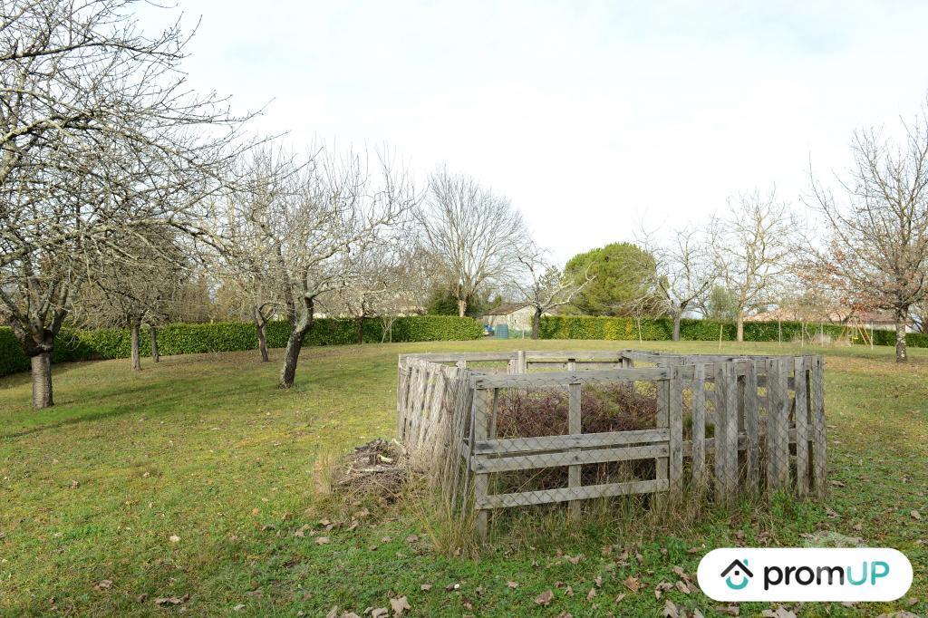 Terrain à vendre Lot-et-Garonne Castillonnes - 47330 - Photos Vivastreet (VT1168) Grand terrain constructible 2400 m²