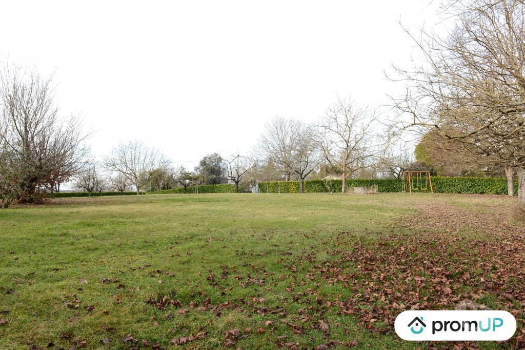 Terrain à vendre Lot-et-Garonne Castillonnes - 47330 - Photos Vivastreet (VT1168) Grand terrain constructible 2400 m²