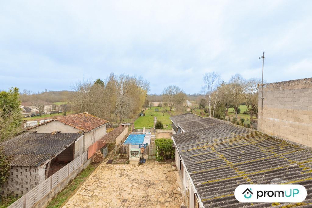 Vente Maison Charente Aunac - 16460 - Photos Vivastreet (VM4318) Grande et belle maison en Charente