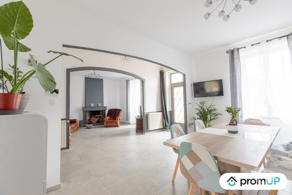Vente Maison Charente Aunac - 16460 - Photos Vivastreet (VM4318) Grande et belle maison en Charente