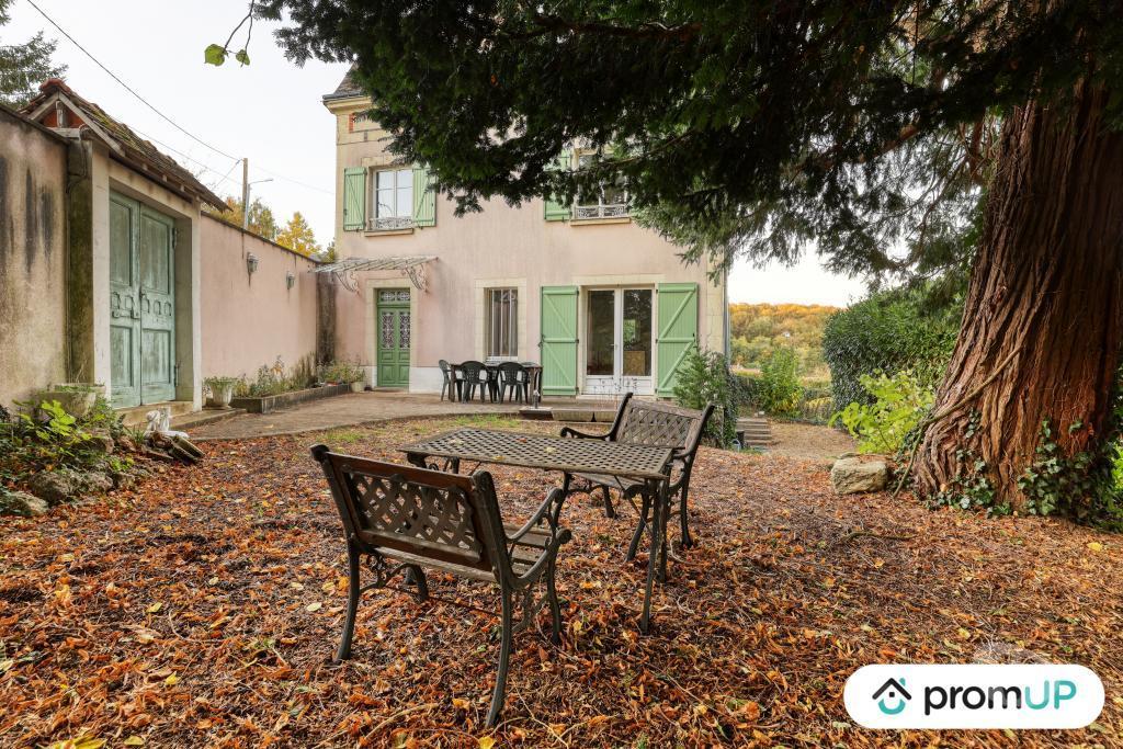 Vente Maison Sarthe Courdemanche - 72150 - Photos Vivastreet (VM3887) Un chatelet de 270m2 à Courdemanche