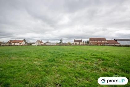 Vente Terrain Montvicq Allier - Photos Vivastreet (VT364) Terrain constructible à Montvicq