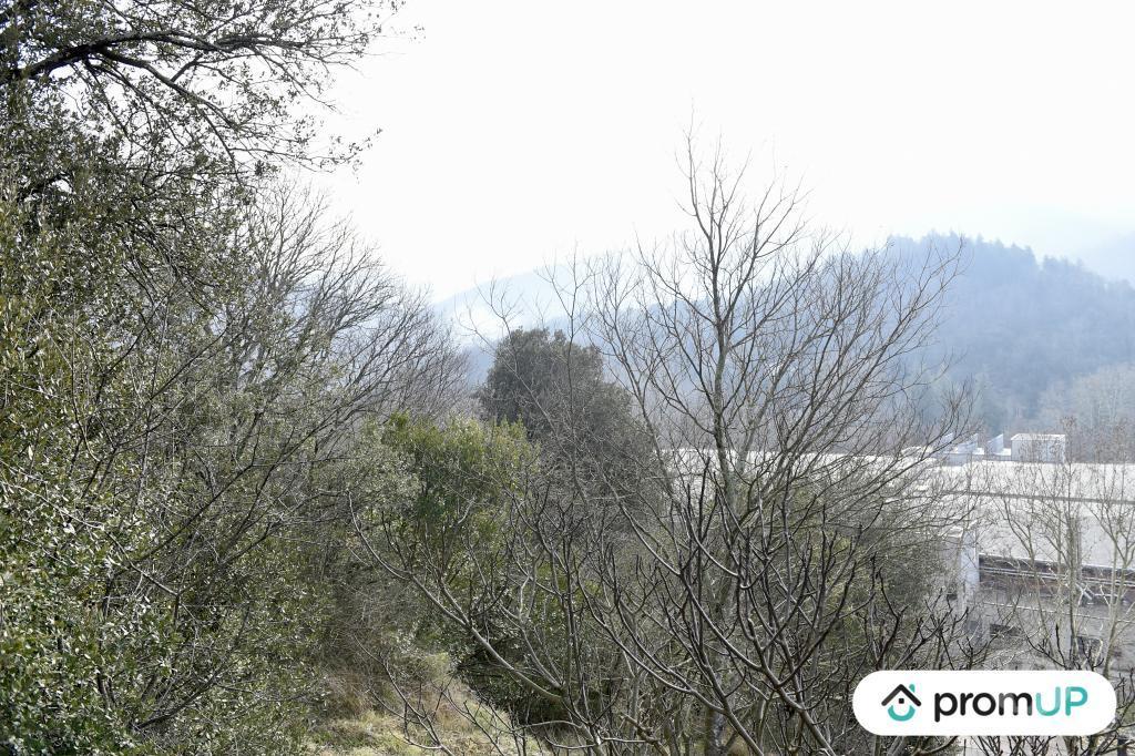 Terrain à vendre Gard Le Vigan - 30120 - Photos Vivastreet (V5399) Terrain constructible de 2 780m2 à Le Vigan