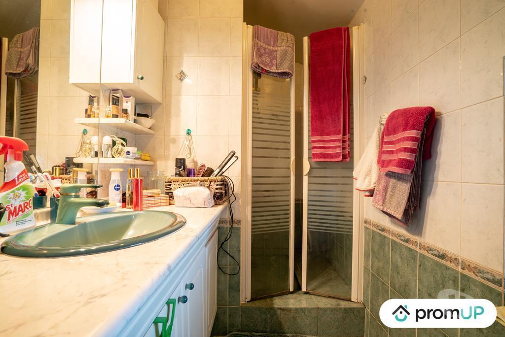 Vente Maison Haute-Vienne Bussiere Poitevine - 87320 - Photos Vivastreet (VM1132) Maison individuelle de 260 m²