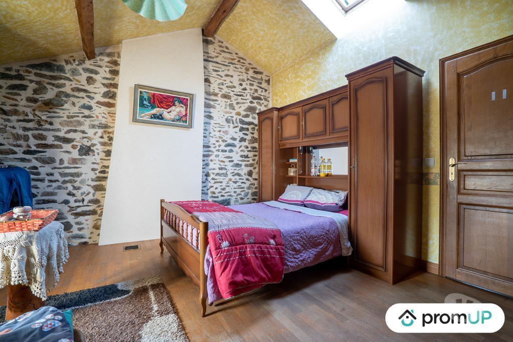 Vente Maison Haute-Vienne Bussiere Poitevine - 87320 - Photos Vivastreet (VM1132) Maison individuelle de 260 m²