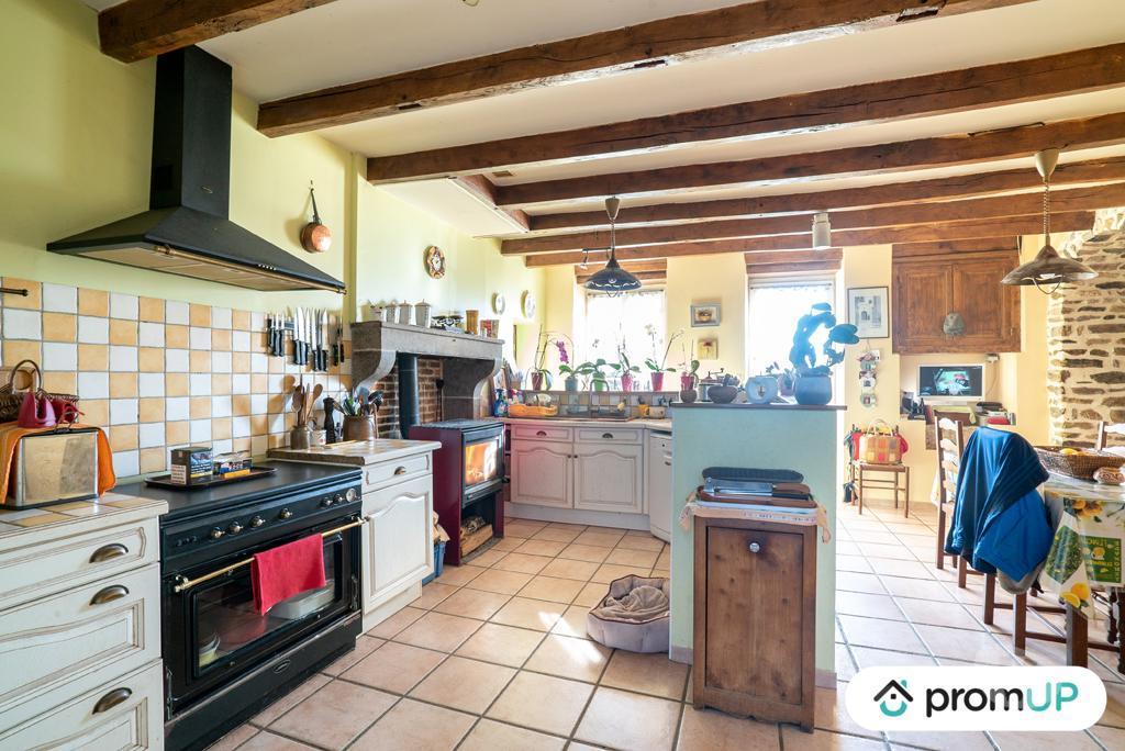 Vente Maison Haute-Vienne Bussiere Poitevine - 87320 - Photos Vivastreet (VM1132) Maison individuelle de 260 m²