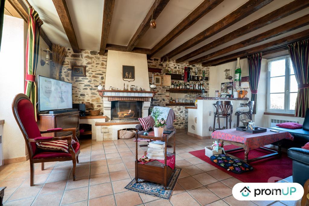 Vente Maison Haute-Vienne Bussiere Poitevine - 87320 - Photos Vivastreet (VM1132) Maison individuelle de 260 m²