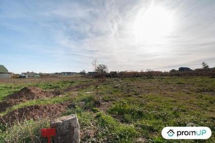 Vente Terrain Bouglon Lot-et-Garonne - Photos Vivastreet (VT122) Terrain constructible de 1 240 m²