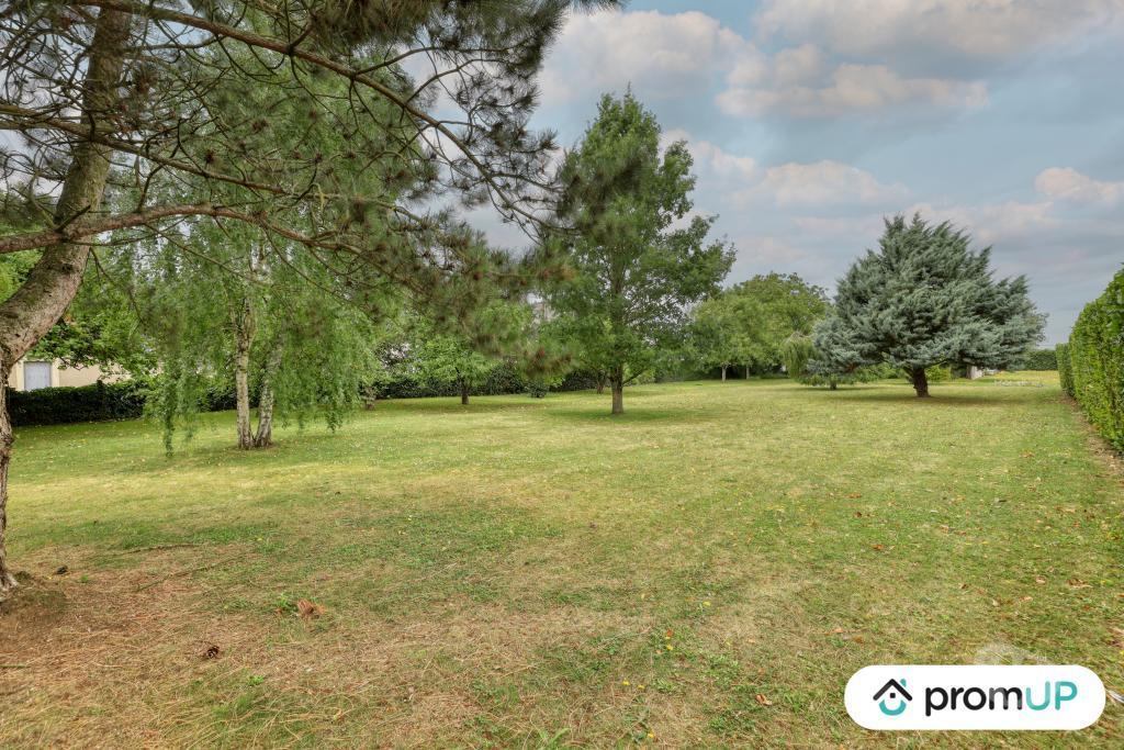 Terrain à vendre Loiret Oison - 45170 - Photos Vivastreet (V6179) Terrain constructible de 1000 m2 à Oison
