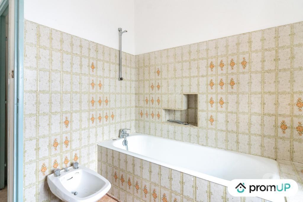 Vente Maison Cantal Leynhac - 15600 - Photos Vivastreet (VM4114) Belle maison confortable avec terrasse dans le Cantal
