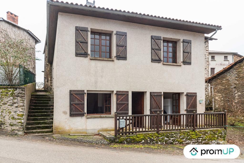 Vente Maison Cantal Leynhac - 15600 - Photos Vivastreet (VM4114) Belle maison confortable avec terrasse dans le Cantal