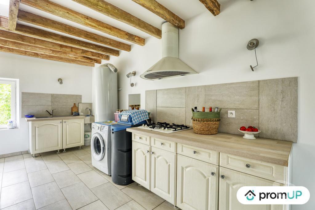 Vente Maison Sarthe La Chapelle du Bois - 72400 - Photos Vivastreet (VM3348) Maison de 198 m² avec jardin et dépendances