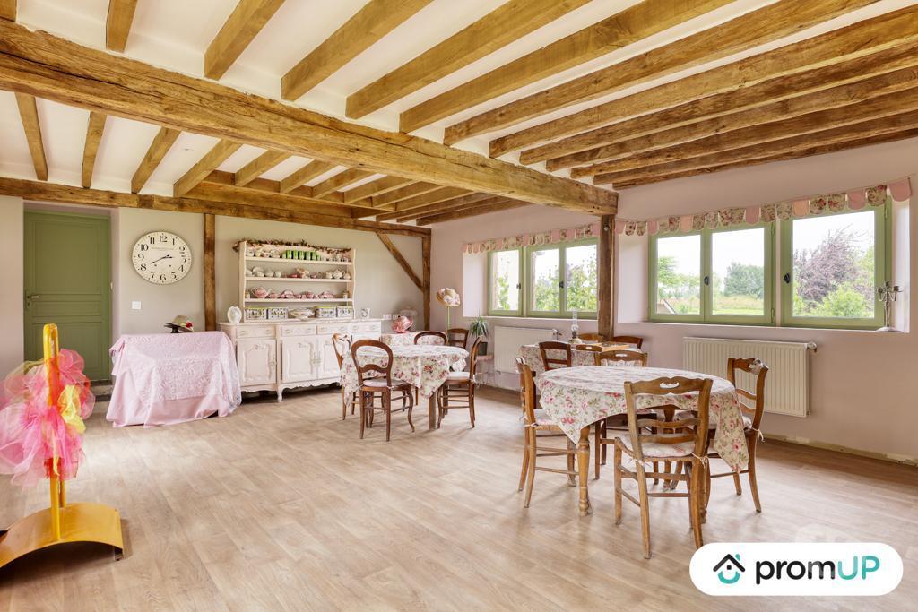 Vente Maison Sarthe La Chapelle du Bois - 72400 - Photos Vivastreet (VM3348) Maison de 198 m² avec jardin et dépendances