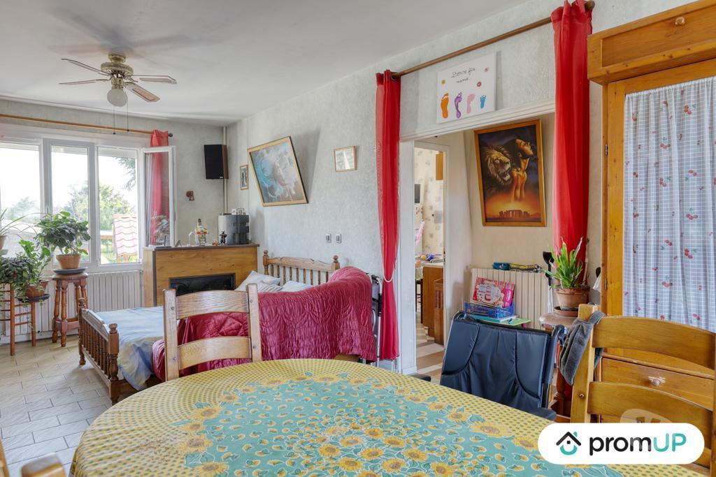 Vente Maison Vienne Chatellerault - Photos Vivastreet (VM3418) Maison individuelle de 111m² située à Châtellerault