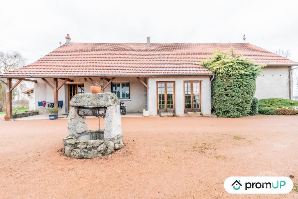 Vente Maison Allier Rongeres - 03150 - Photos Vivastreet (V5125) Ferme de 17,8 ha, maison avec piscine 225 m²